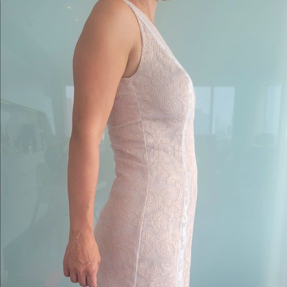 Anne Fernandes Dress. - Picture 2 of 8